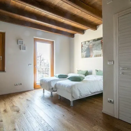 In Viridi 4*